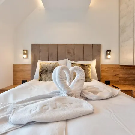 Pino Silvestre 19 Apartment *